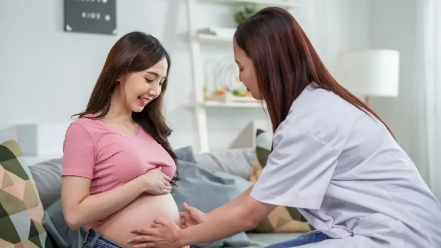 Tiềm ẩn nhiều rủi ro thai kỳ, mẹ bầu cần trang bị gói bảo hiểm thai sản toàn diện để an tâm vượt cạn