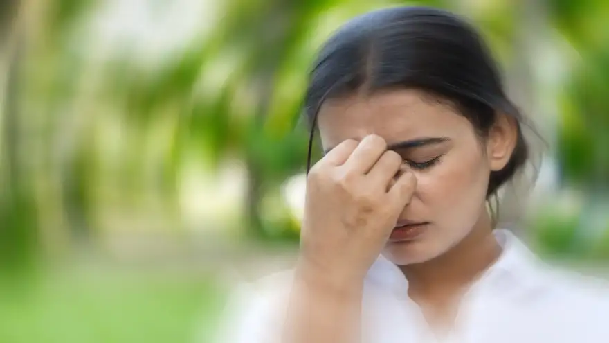 Bệnh lý trẻ hóa đang trở thành vấn đề đáng quan tâm đối với nhiều người trẻ hiện nay.