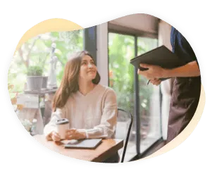 Doanh nghiệp bảo vệ trách nhiệm đối với bên thứ ba bằng bảo hiểm trách nhiệm công cộng.
